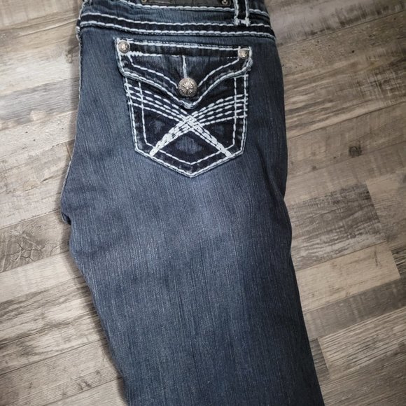 La Idol Jeans - Picture 2 of 2